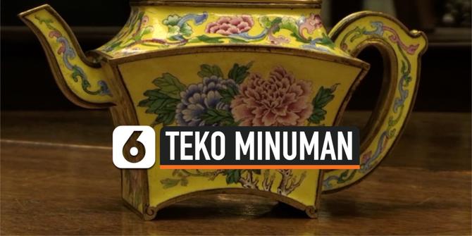 VIDEO: Empat Teko Langka Kekaisaran China Dilelang Rp 9,5 Miliar