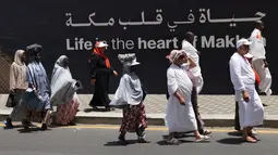 Selama prosesi haji pada tahun ini, suhu diperkirakan akan kembali menembus lebih dari 40 derajat celsius. (HAZEM BADER/AFP)